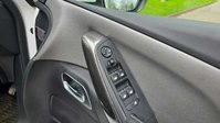 Citroen Grand C4 Picasso 1.6 THP Exclusive+ MPV 5dr Petrol EAT6 Euro 6 (s/s) (165 ps) 38