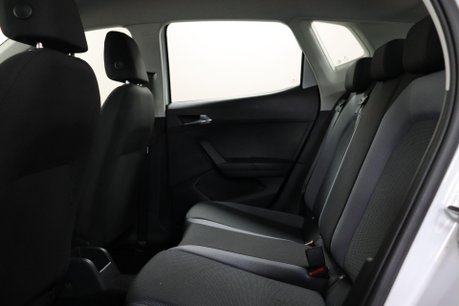 SEAT Arona TSI SE TECHNOLOGY 42
