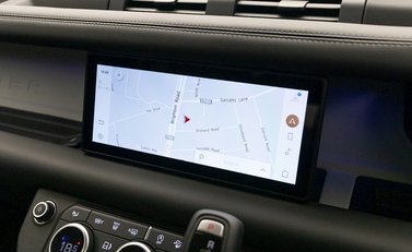 Land Rover Defender 110 HSE P300 20