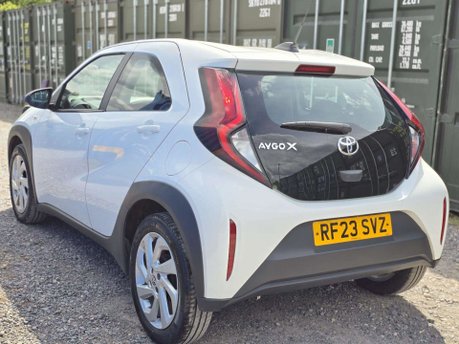 Toyota Aygo X 1.0 VVT-i Pure Hatchback 5dr Petrol x-shift Euro 6 (s/s) (72 ps) 4