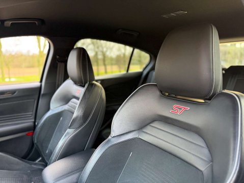 Ford Focus 2.3 Focus ST 5dr 43