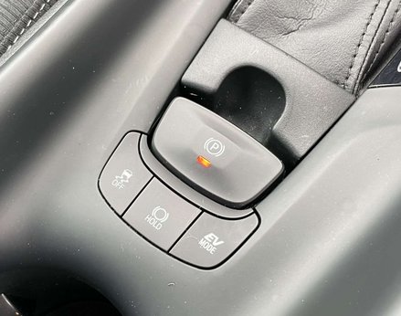 Toyota C-HR 1.8 C-HR Icon HEV CVT 5dr 43