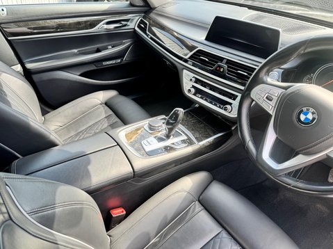 BMW 7 Series 740LD XDRIVE EXCLUSIVE 14