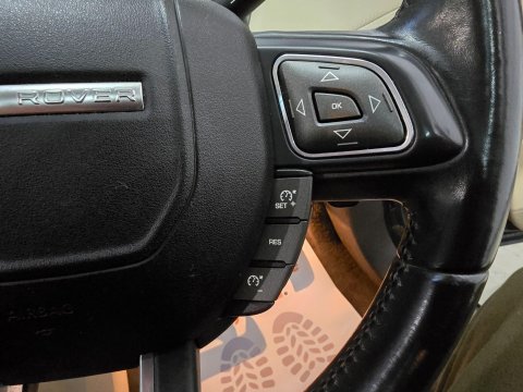 Land Rover Range Rover Evoque 2.2 SD4 Pure Tech Auto 4WD Euro 5 (s/s) 5dr 35