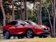 Nissan Qashqai DIG-T N-CONNECTA MHEV 1