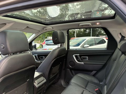 Land Rover Discovery Sport 2.0 TD4 HSE SUV 5dr Diesel Auto 4WD Euro 6 (s/s) (180 ps) 19