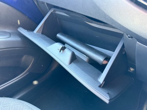 Toyota Aygo X VVT-I EDGE 41