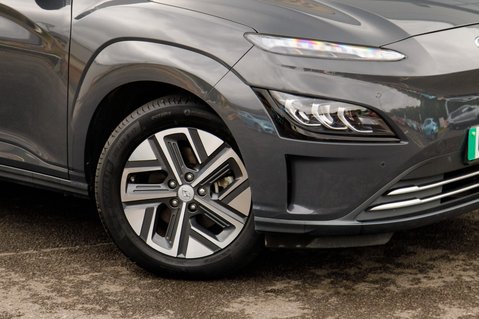 Hyundai KONA ULTIMATE 12