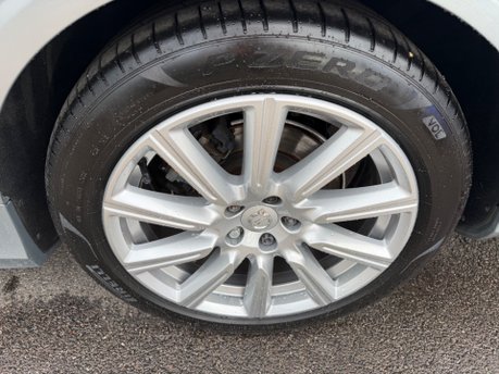 Volvo V90 D4 INSCRIPTION 19