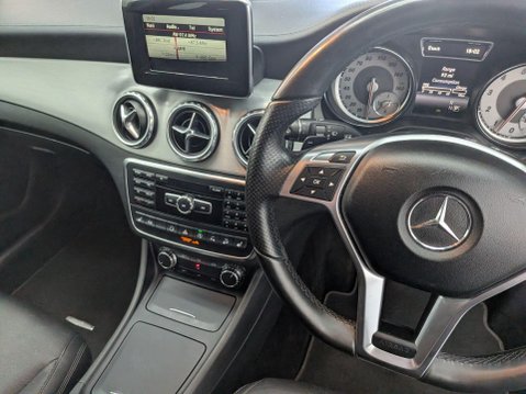 Mercedes-Benz GLA 2.0 GLA250 AMG Line 7G-DCT 4MATIC Euro 6 (s/s) 5dr 11