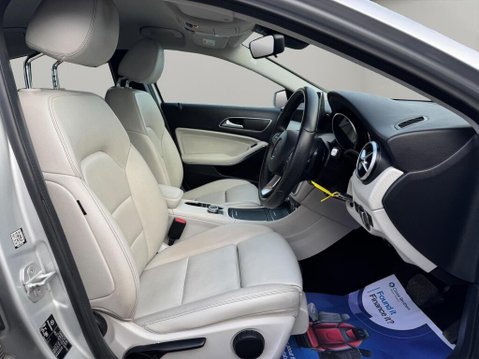 Mercedes-Benz A Class 1.5 A180d Sport (Executive) 7G-DCT Euro 6 (s/s) 5dr 12