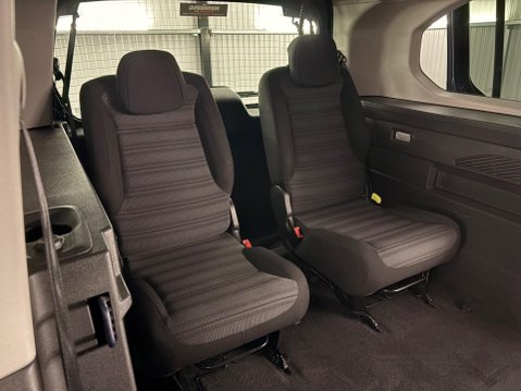 Vauxhall Combo Life 1.5 Turbo D Elite XL MPV Auto Euro 6 (s/s) 5dr 9