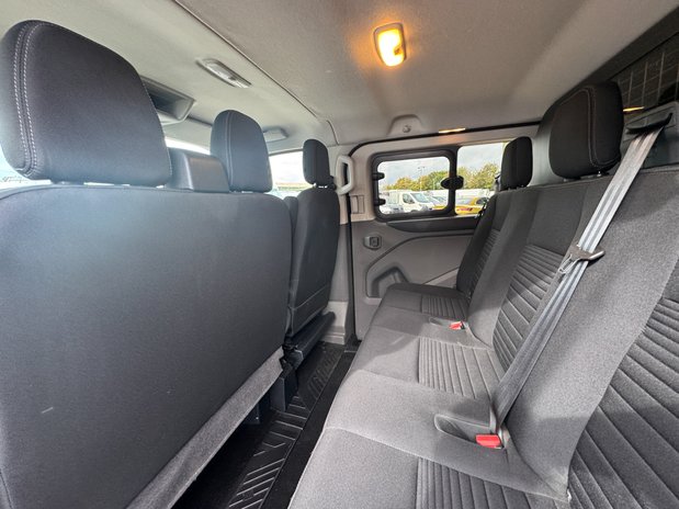Ford Transit Custom Crew Cab [SOLD MT] AUTO SWB L1H1 Low Roof Limited 320 Air Con Alloys Sensor 13