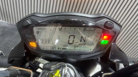 Suzuki SV650 2018 30K NEW MOT NAKED 650CC A2 V TWIN SERVICED 18