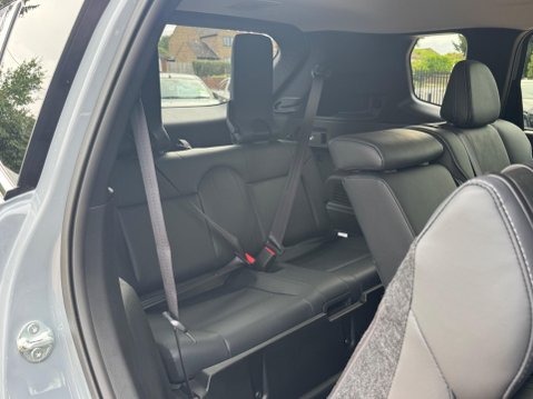 Mitsubishi Outlander 2.4 22.7kWh Nativa CVT 4WD Euro 6 (s/s) 5dr 16