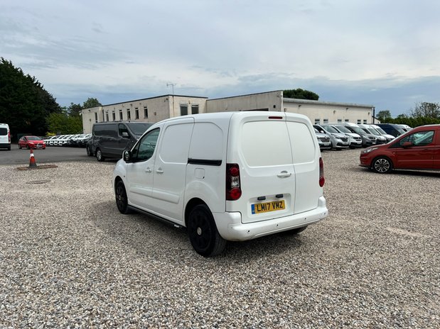 Peugeot Partner SWB L1H1 Low Roof Professional Air Con Sensors EURO 6 NO VAT 8