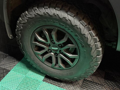 Ford Ranger 2.0 EcoBlue Raptor Auto 4WD Euro 6 (s/s) 4dr 37