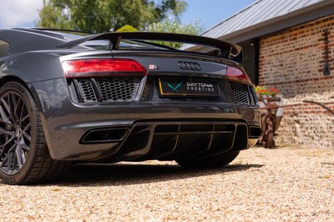 Audi R8 5.2 FSI V10 Plus S Tronic quattro Euro 6 (s/s) 2dr 6