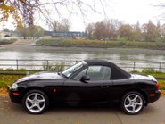 Mazda MX-5 S-VT SPORT 83