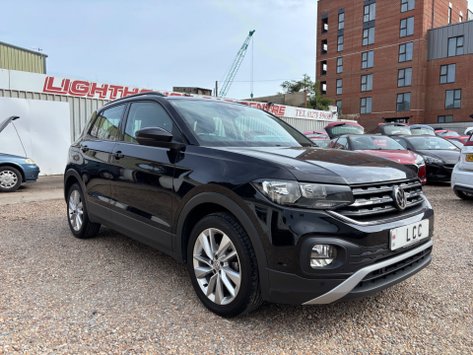 Volkswagen T-Cross SE TSI.. AUTOMATIC.. APPLE/ANDROID CARPLAY..PADDLE SHIFT.. 5 SERVICES.. A/C