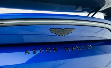Aston Martin V12 Vantage Roadster 47