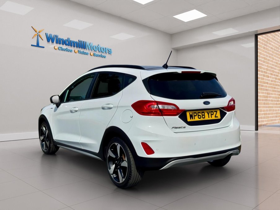 2018 Ford Fiesta — image 9