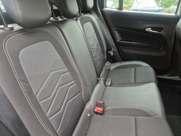 Jeep Avenger ALTITUDE 10