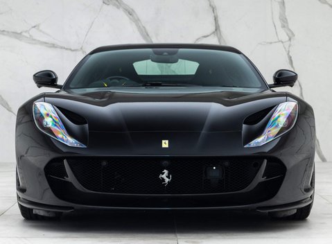 Ferrari 812 Superfast 17