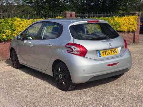 Peugeot 208 1.2 208 Access+ 5dr 22