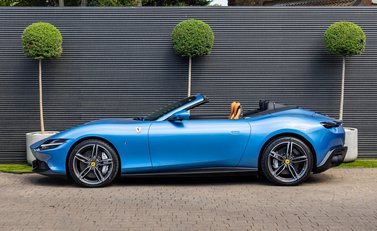 Ferrari Roma SPIDER 2