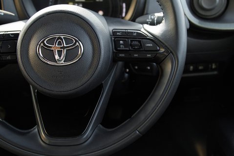 Toyota Aygo X VVT-I EDGE 18