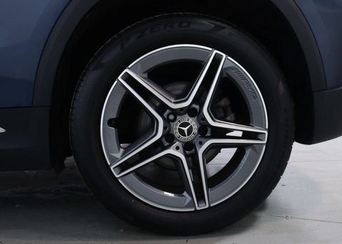 Mercedes-Benz GLA 1.3 GLA 180 AMG Line Premium Auto 5dr 17