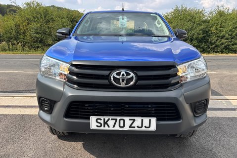 Toyota Hilux Active 4WD D-4D ECB Pickup 11
