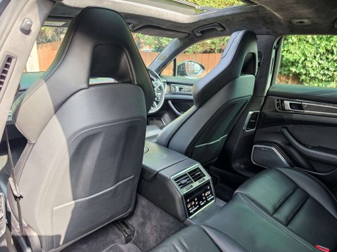 Porsche Panamera 4.0 Panamera T Sport Turismo Semi-Auto 4WD 5dr 14