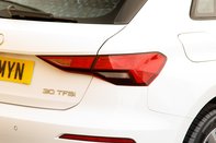 Audi A3 SPORTBACK TFSI TECHNIK MHEV 9