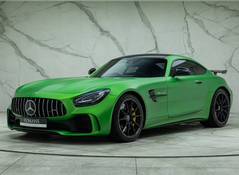Mercedes-Benz AMG GT R 1
