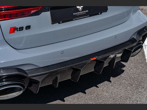 Audi RS6 4.0 RS 6 Carbon Black TFSI MHEV Quattro Auto 4WD 5dr 21