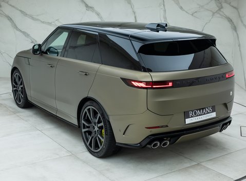 Land Rover Range Rover Sport P635 SV EDITION ONE 9
