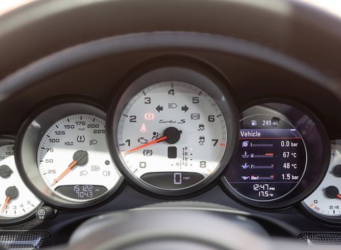 Porsche 911 (991.2) Turbo S 17