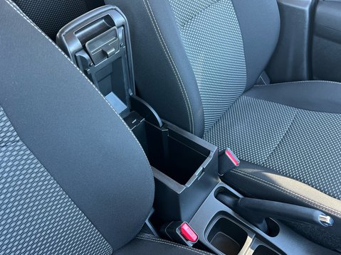 Suzuki Vitara SZ-T BOOSTERJET MHEV 30