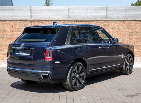 Rolls-Royce Cullinan 6