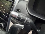 Land Rover Discovery 3.0 Discovery R-Dynamic S D MHEV Auto 4WD 5dr 76