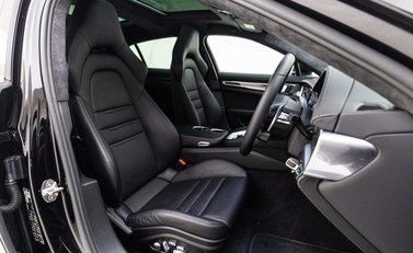 Porsche Panamera TURBO PDK 6