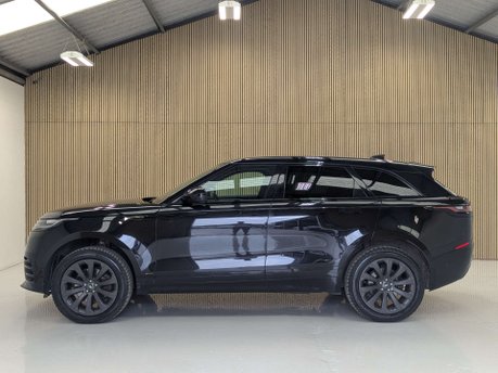 Land Rover Range Rover Velar 3.0 Range Rover Velar R-Dynamic HSE D300 Auto 4WD 5dr 17