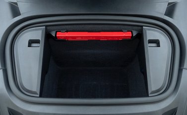 Porsche Taycan 4S 31