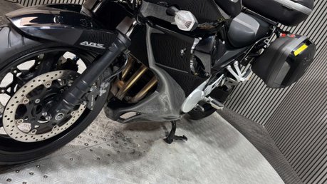 Suzuki Bandit 1250 2009 ONLY 16K FULL LUGGAGE MOT JUNE 2027 TOURER BIKE 40