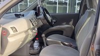 Nissan MICRA 1.4 16v SE Hatchback 5dr Petrol Automatic (163 g/km, 87 bhp) 37