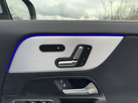 Mercedes-Benz EQA EQA 250 AMG Line Premium Plus Auto Electric PAN ROOF/MEMORY SEATS/VAT Q 1