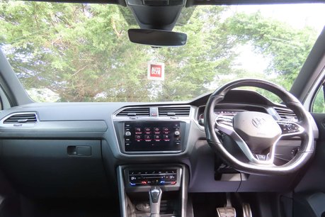 Volkswagen Tiguan 2.0 TDI R-Line SUV 5dr Diesel DSG 4Motion Euro 6 (s/s) (150 ps) 7