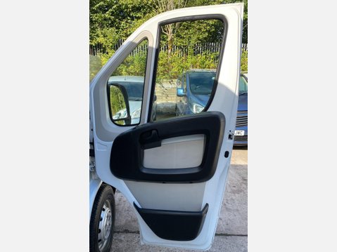 Peugeot Boxer 2.2 HDi 335 Professional Panel Van 5dr Diesel Manual L3 H2 Euro 5 (130 ps) 22